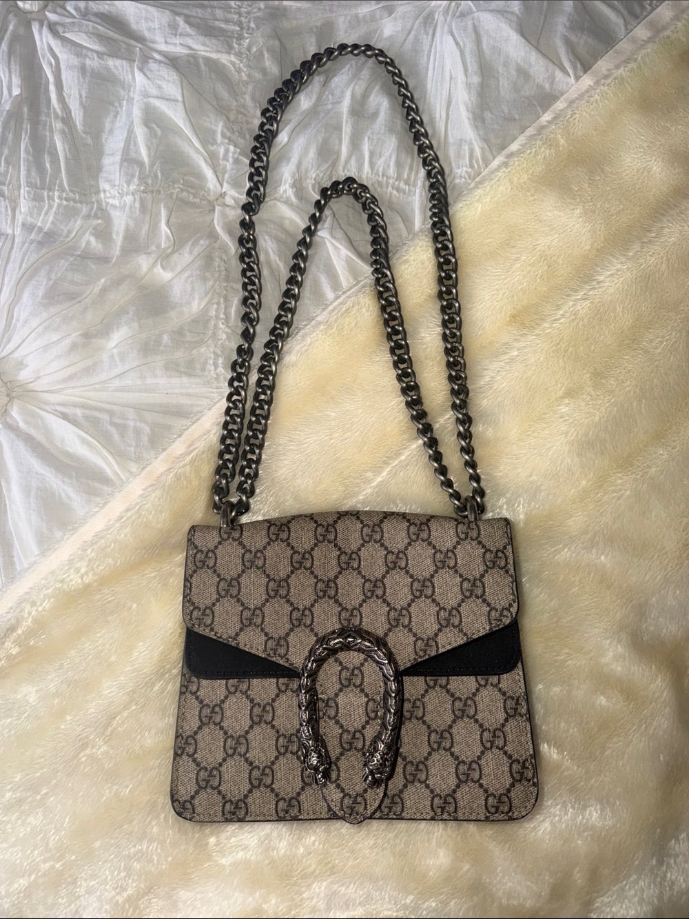 Gucci Beige GG Supreme Canvas Shoulder Bag with Black Trim